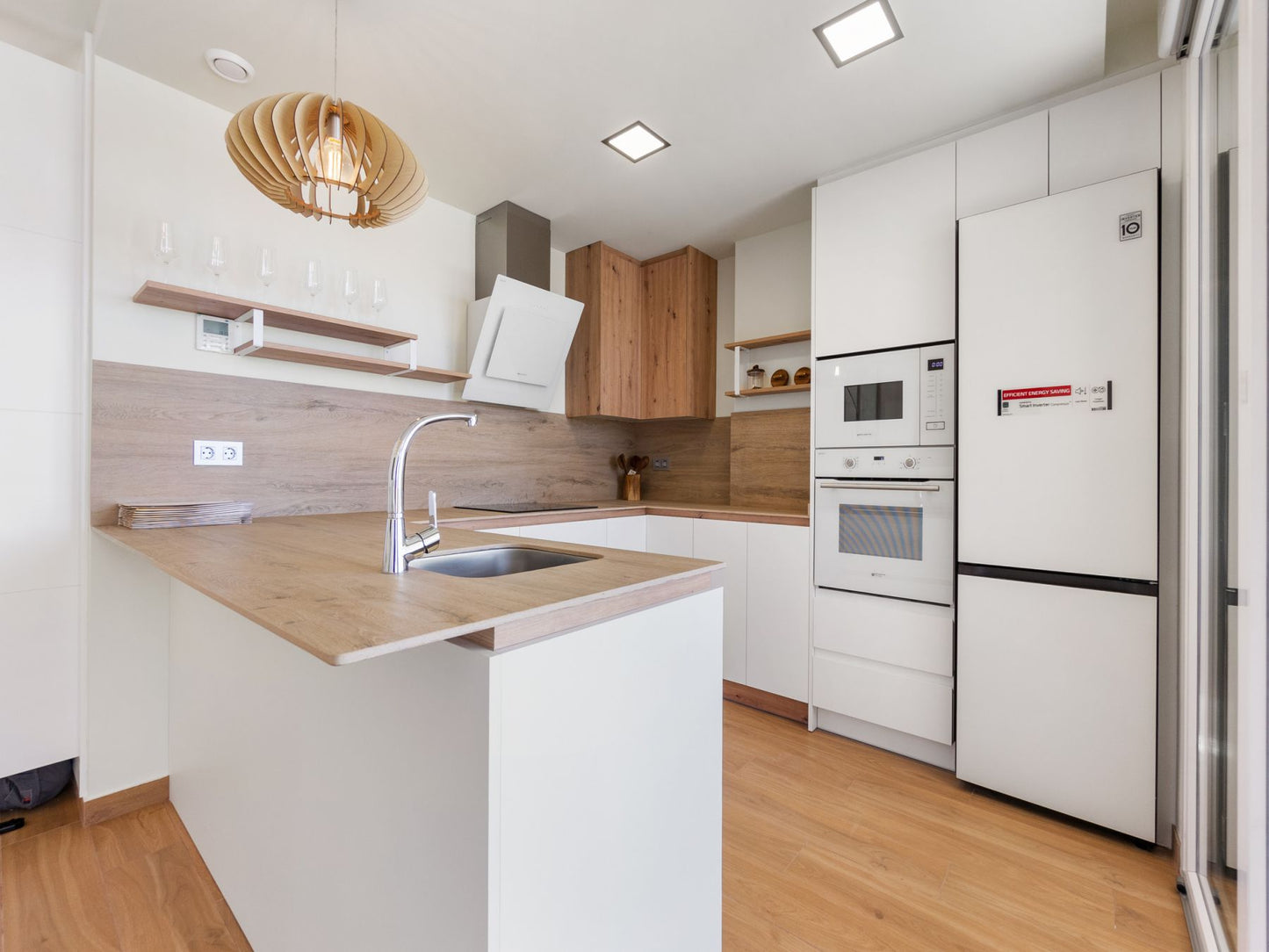 3 Bedrooms Independent Villa For Sale in Rojales