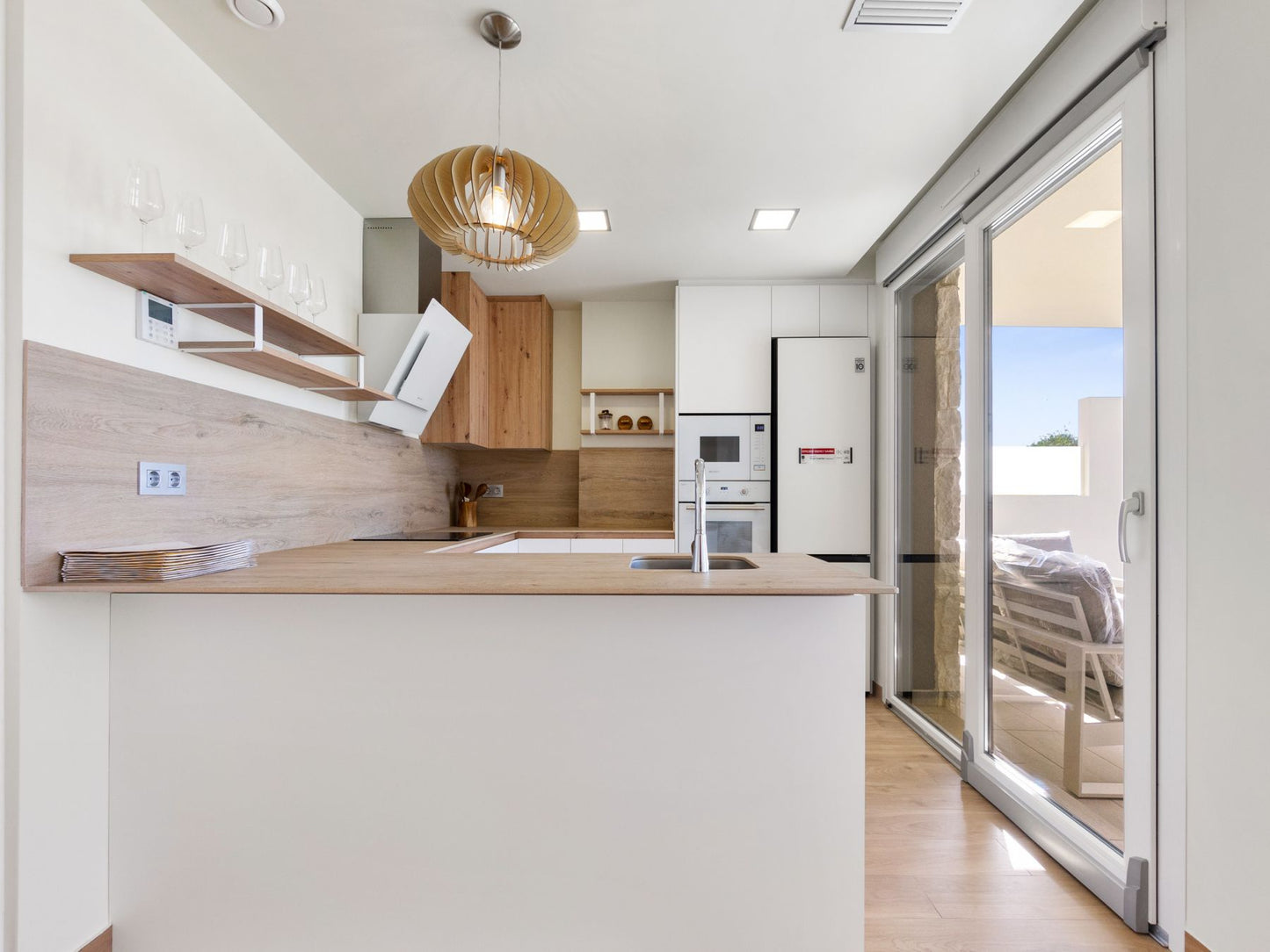 3 Bedrooms Independent Villa For Sale in Rojales