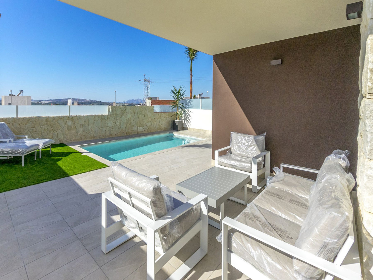 3 Bedrooms Independent Villa For Sale in Rojales