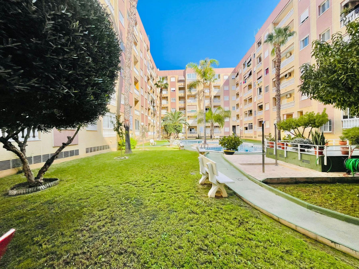 2 Bedrooms Apartment For Sale Just 500 meters from Acequion Beach