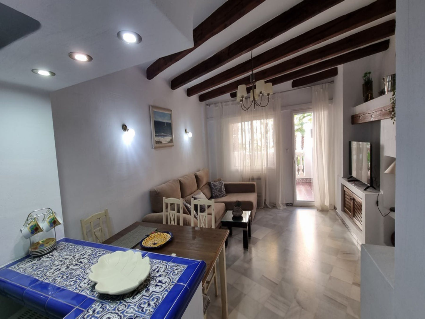 2 Bedrooms Luxurious Apartment Just 200 Meters from the Beach Torrevieja