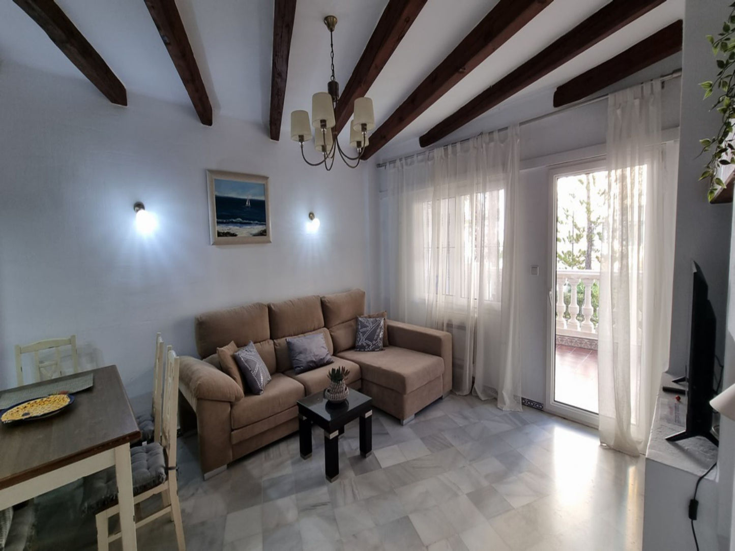 2 Bedrooms Luxurious Apartment Just 200 Meters from the Beach Torrevieja