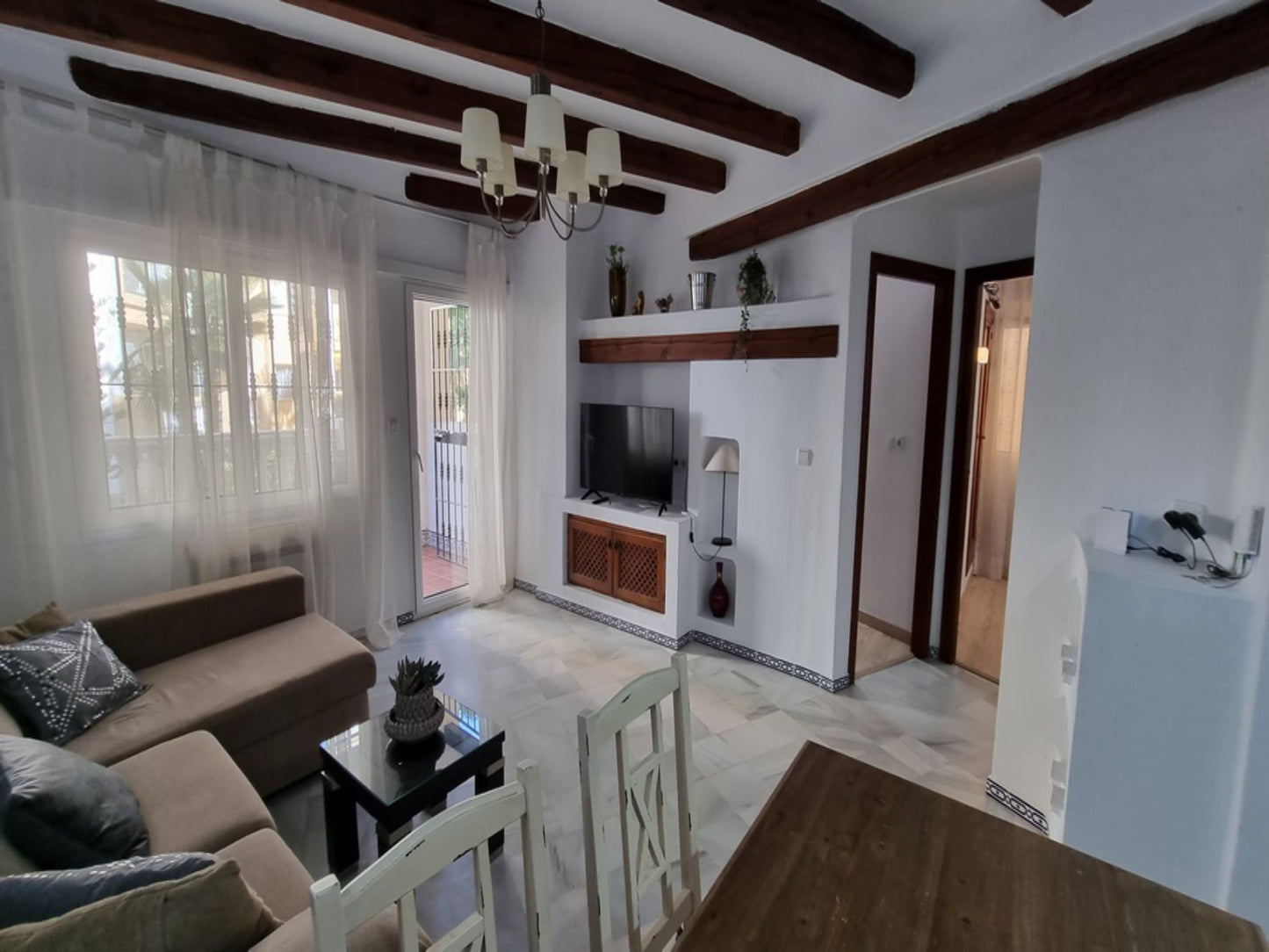 2 Bedrooms Luxurious Apartment Just 200 Meters from the Beach Torrevieja