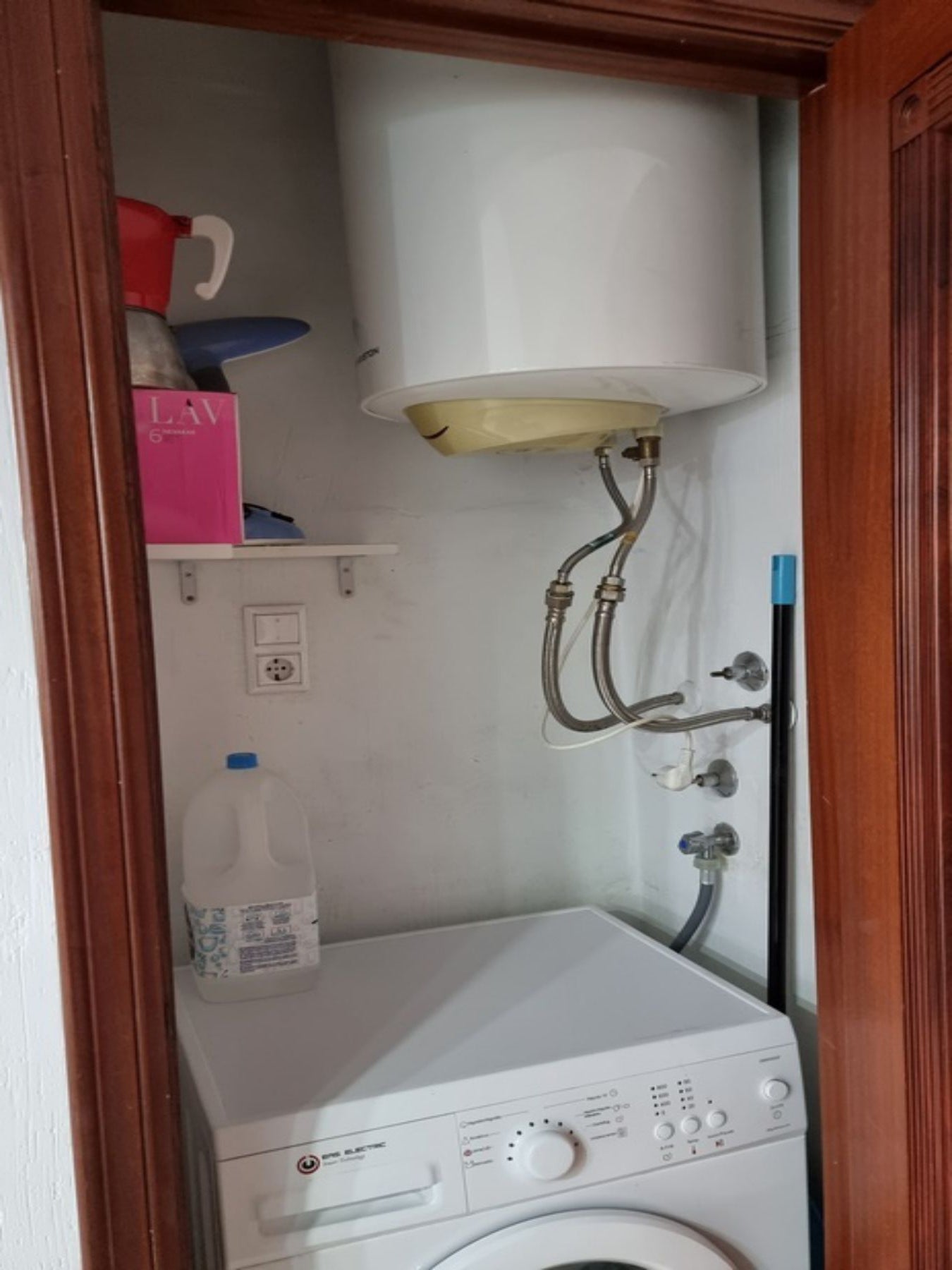 2 Bedrooms Luxurious Apartment Just 200 Meters from the Beach Torrevieja