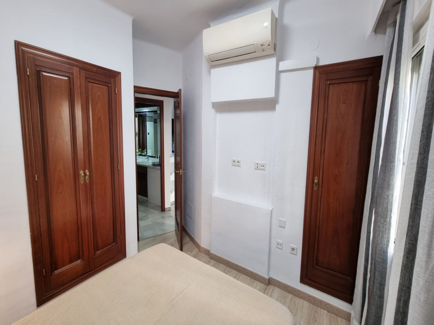 2 Bedrooms Luxurious Apartment Just 200 Meters from the Beach Torrevieja