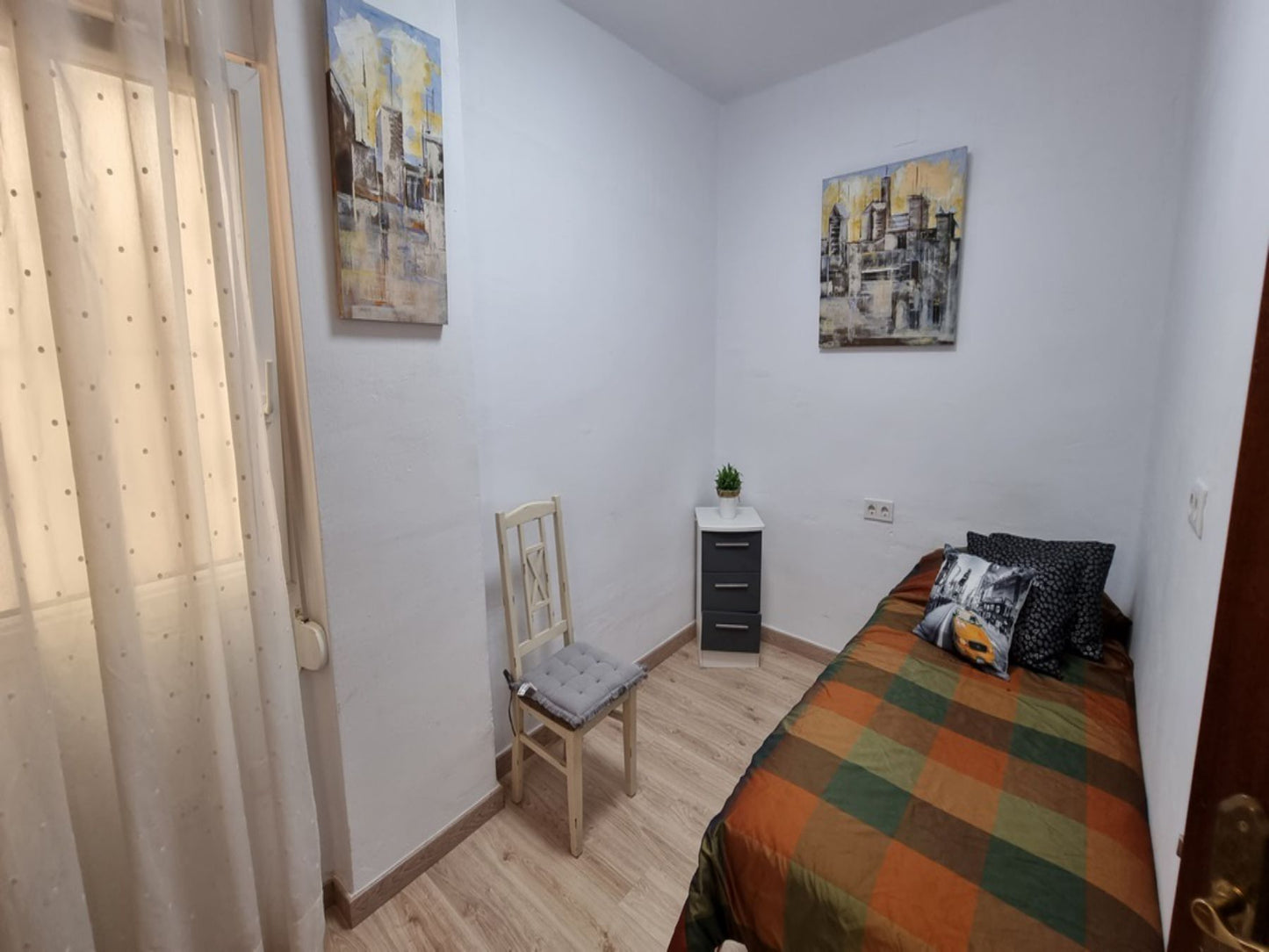 2 Bedrooms Luxurious Apartment Just 200 Meters from the Beach Torrevieja