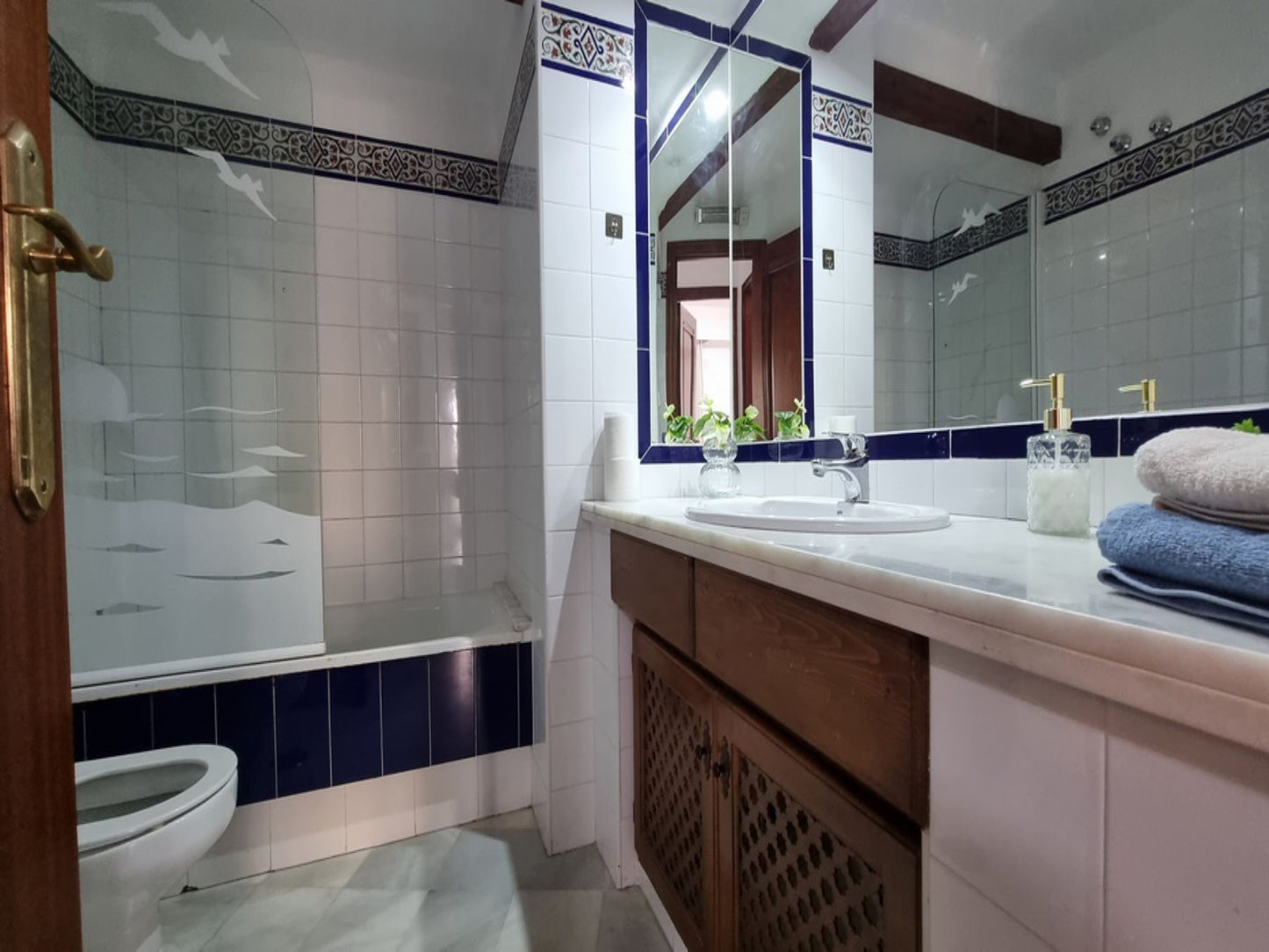 2 Bedrooms Luxurious Apartment Just 200 Meters from the Beach Torrevieja