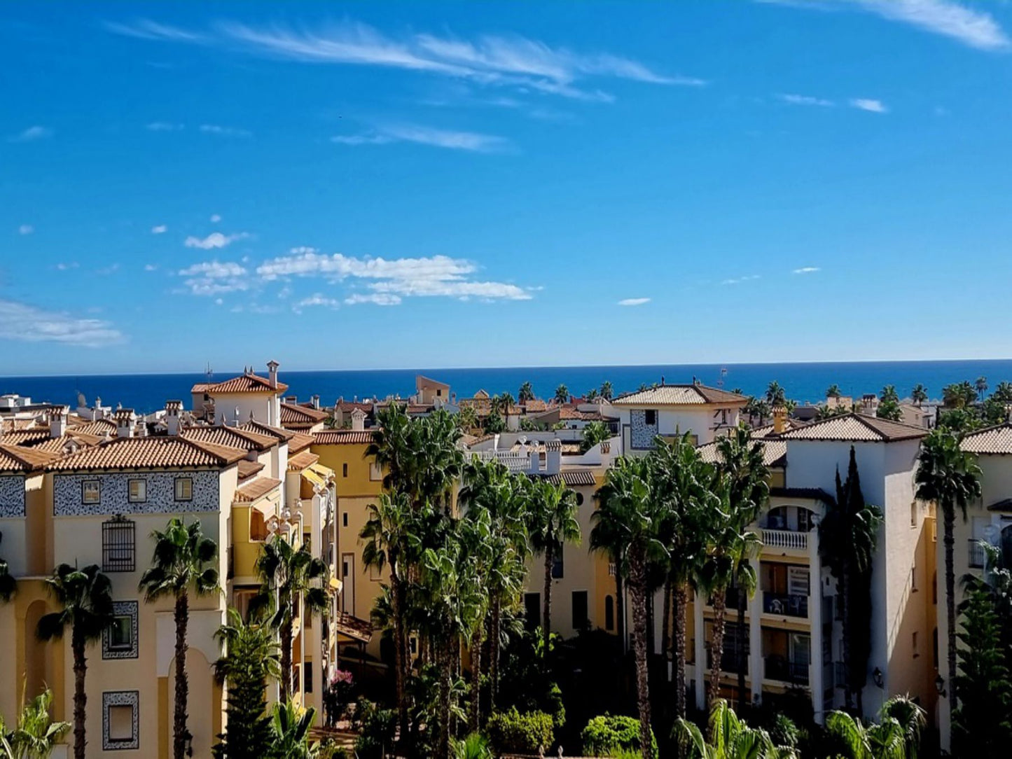 2 Bedrooms Luxurious Apartment Just 200 Meters from the Beach Torrevieja