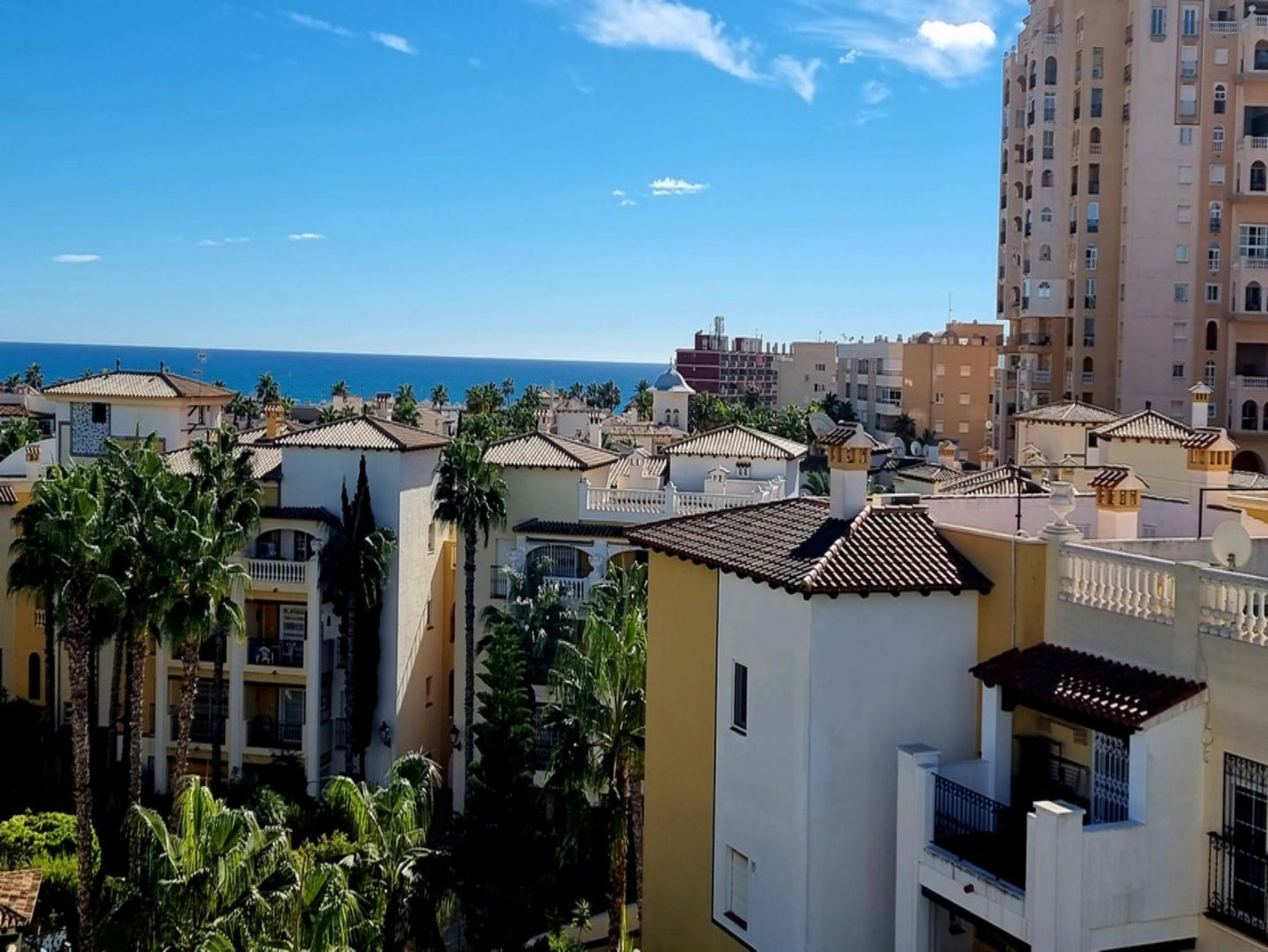 2 Bedrooms Luxurious Apartment Just 200 Meters from the Beach Torrevieja