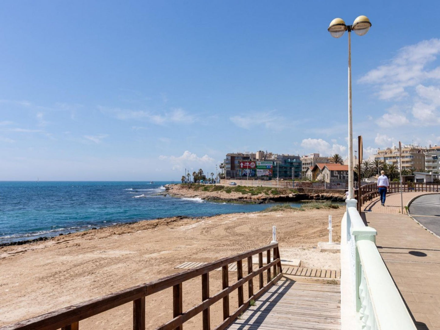 Charming Studio Just Steps from the Beach at Playa Los Locos