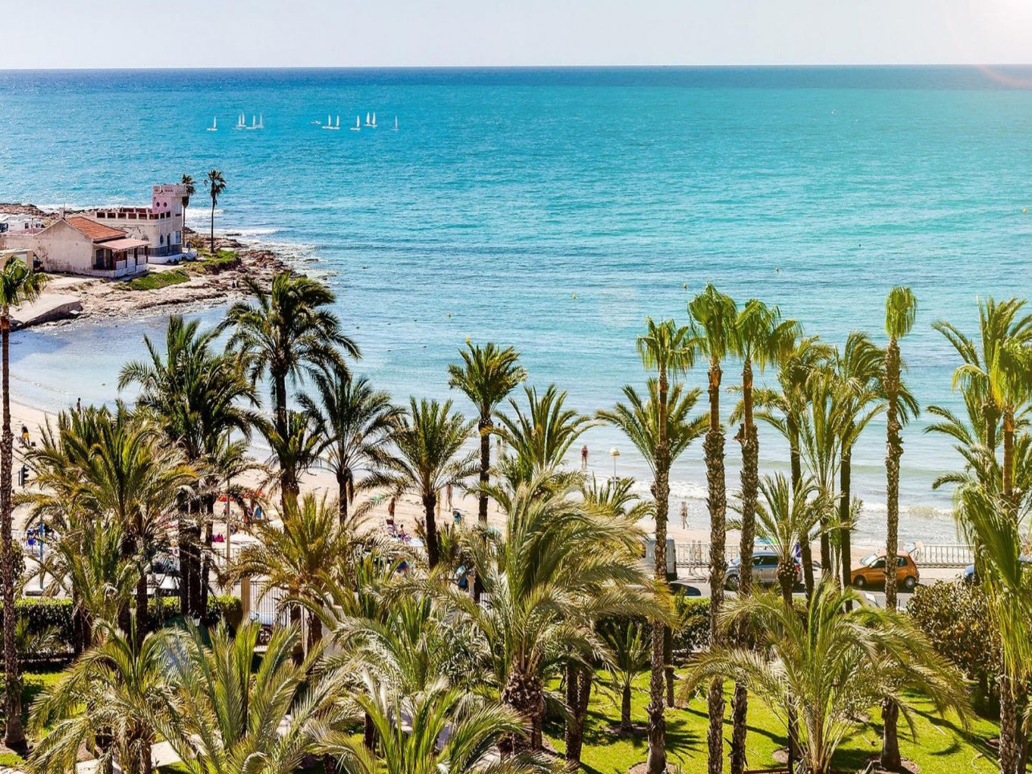 Charming Studio Just Steps from the Beach at Playa Los Locos