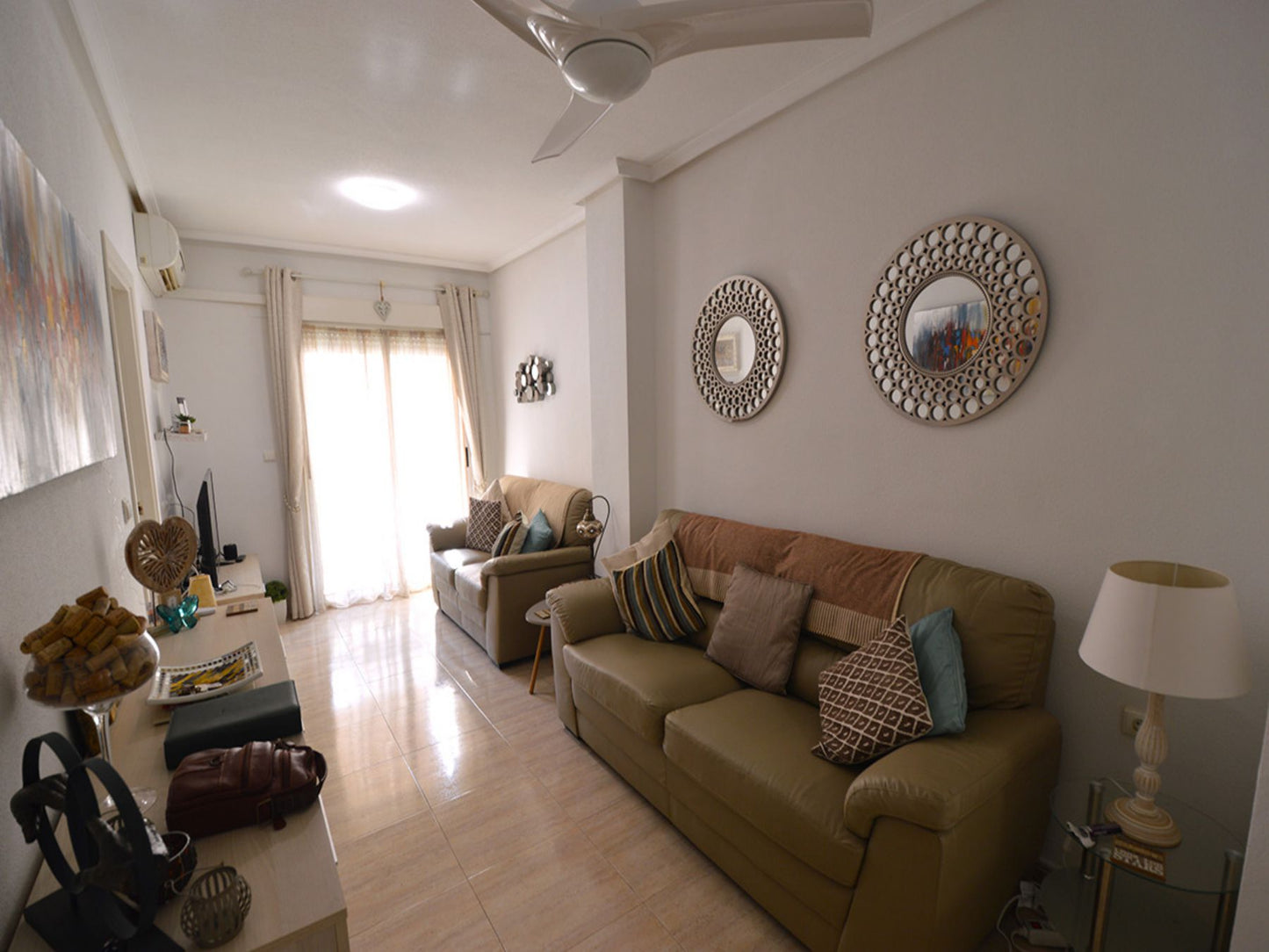 2 Bedrooms Apartment For Sale in Torrevieja