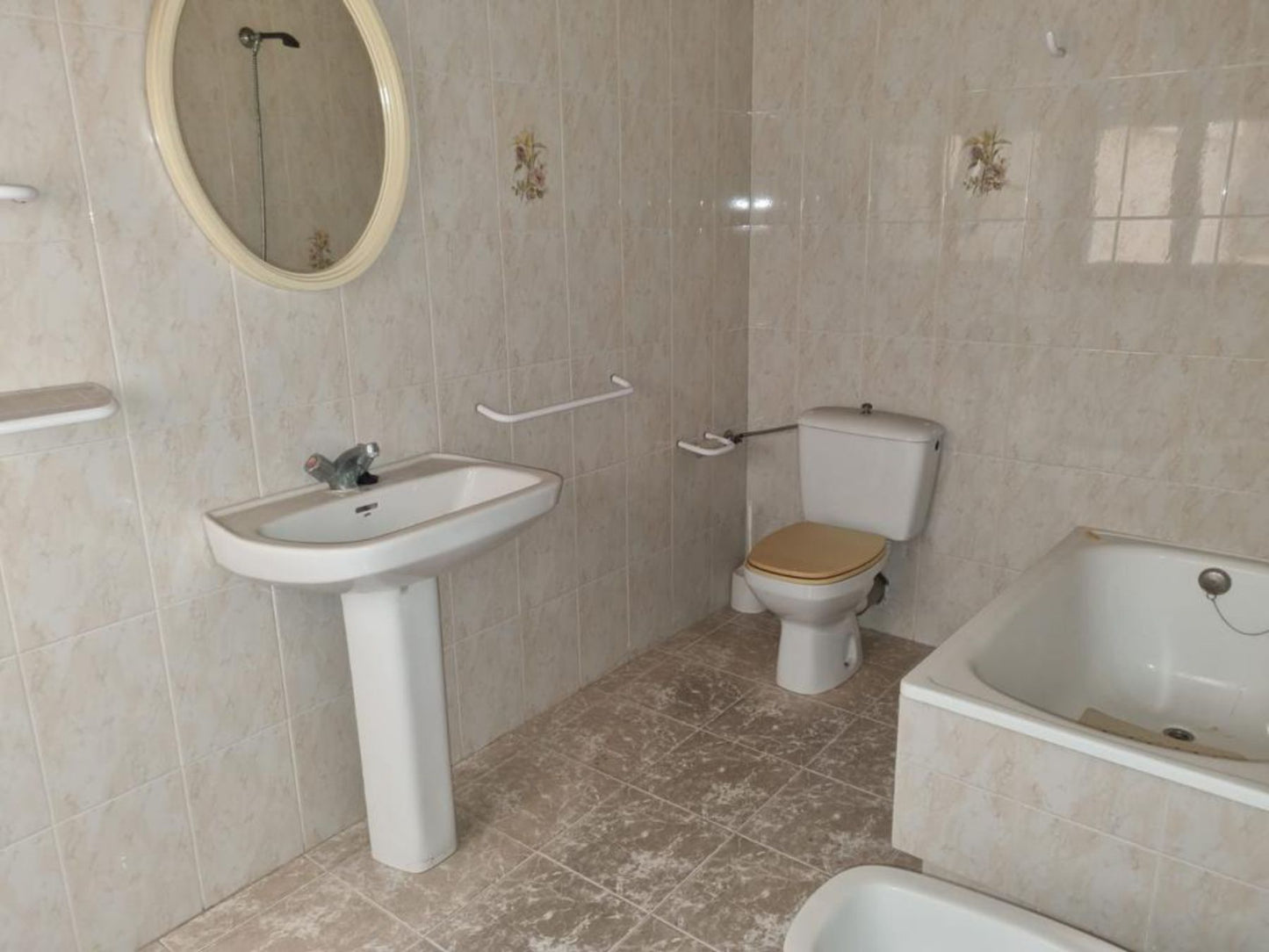 1 Bedroom Apartment For Sale in Naufragos Beach Torrevieja