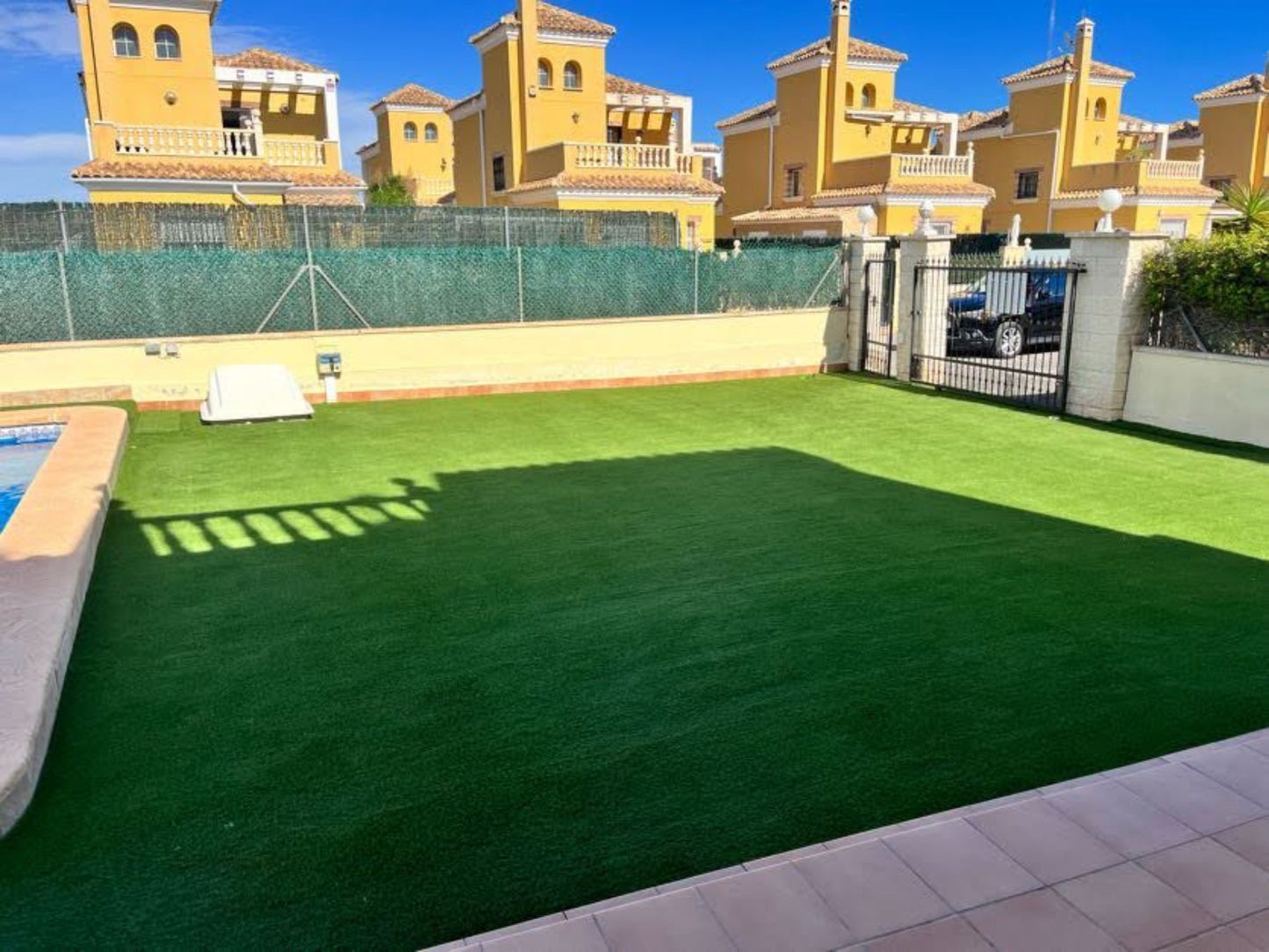 3 Bedrooms Villa with Private Pool For Sale in Guardamar