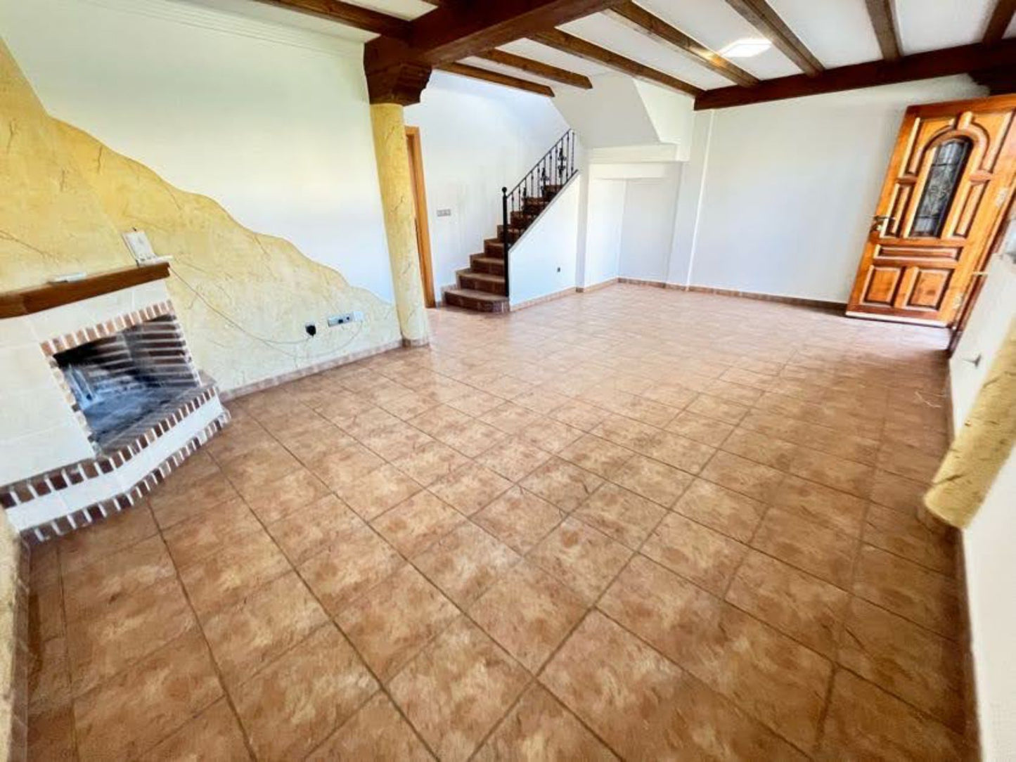 3 Bedrooms Villa with Private Pool For Sale in Guardamar