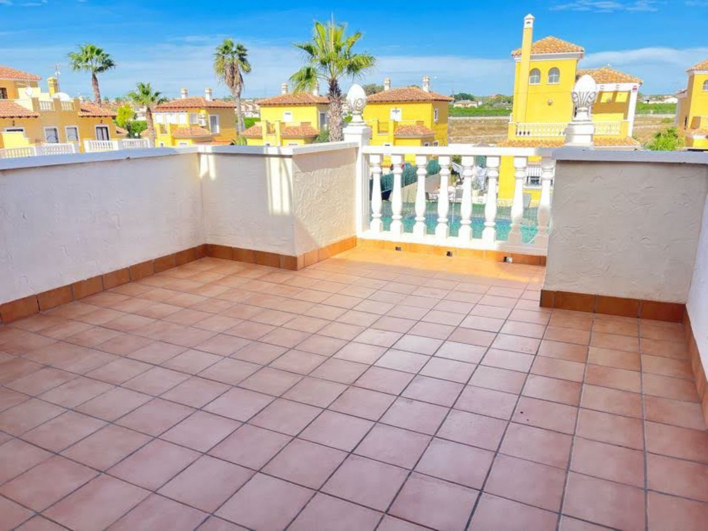 3 Bedrooms Villa with Private Pool For Sale in Guardamar