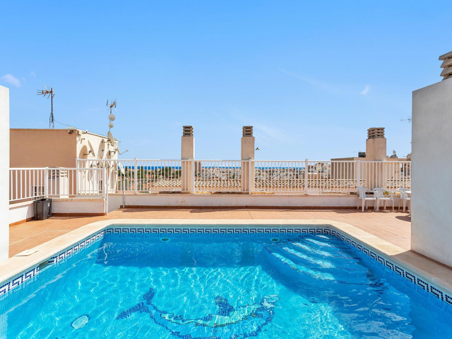 2 Bedrooms Apartment with Swimming Pool For Sale in Torrevieja